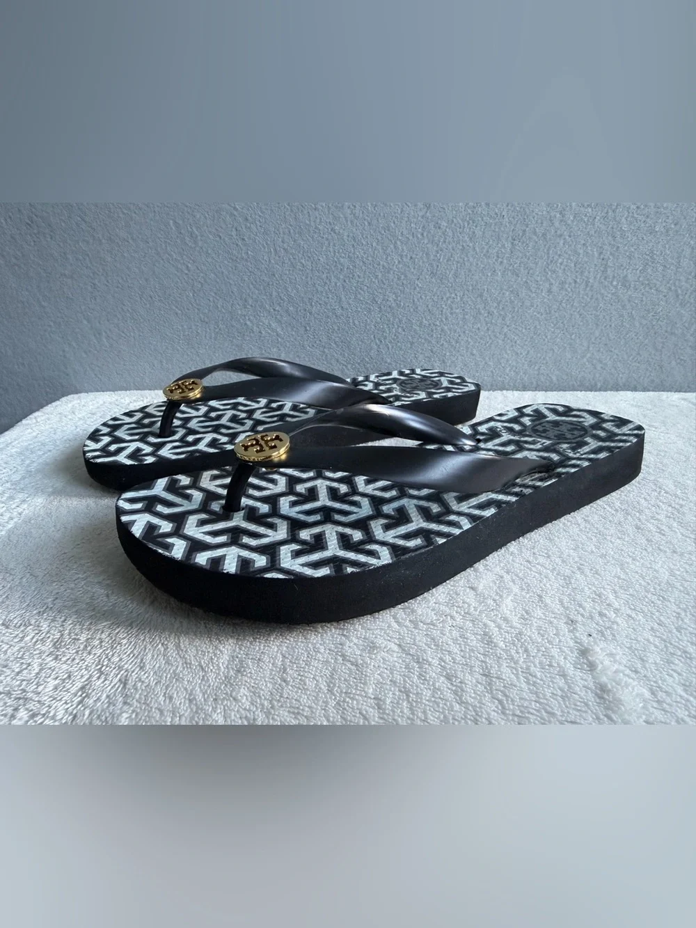 Tory Burch pre owned